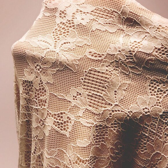 Elegant Women's Lace Bodycon Sexy Date Night Camisole Fishtail Dress - Picture 3 of 7